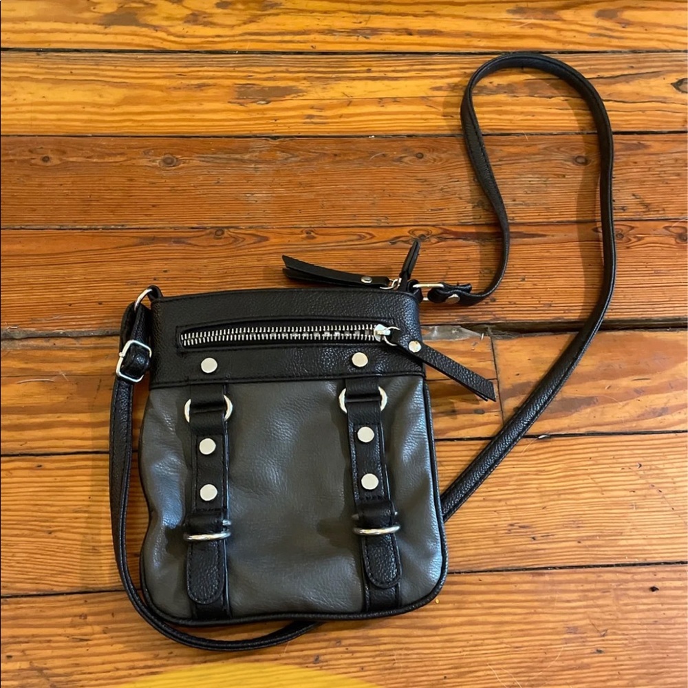 Small hand bag by Charming Charlie.